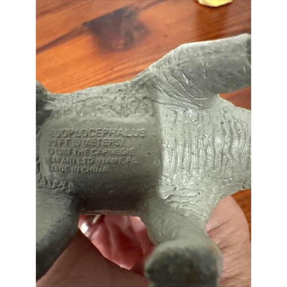 Mixed Lot of 5 Dinosaur Toy Figures Vintage Used - Picture 14 of 14